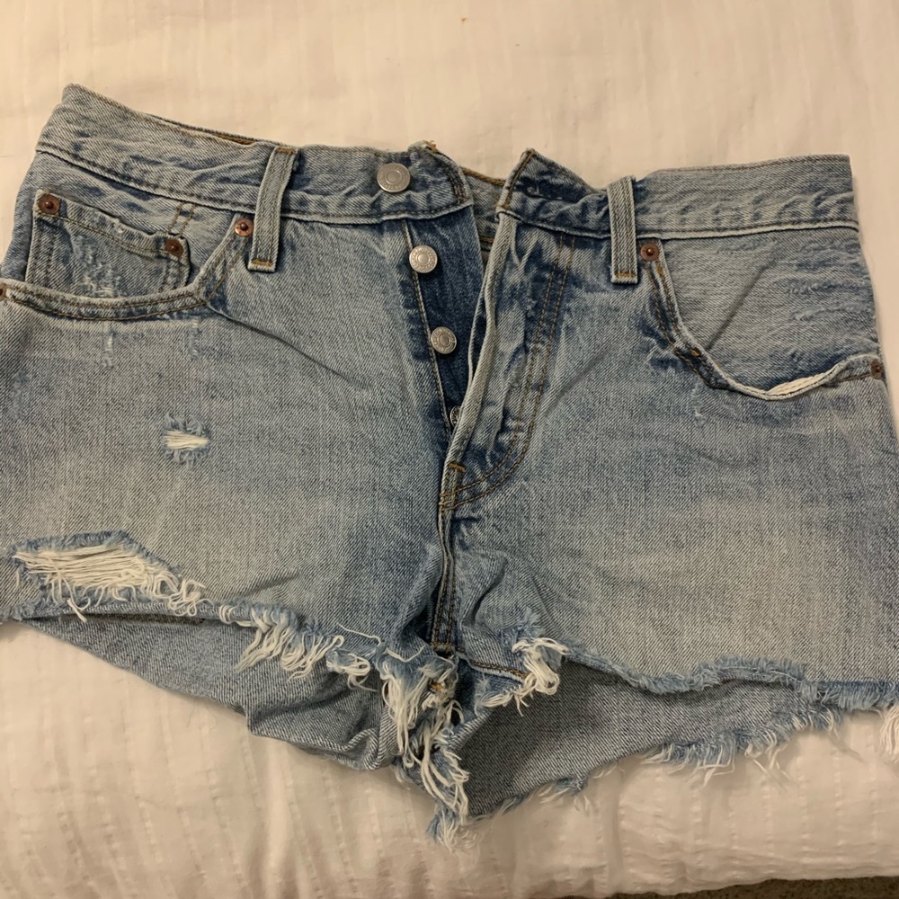 Levis 501 high waisted denim shorts